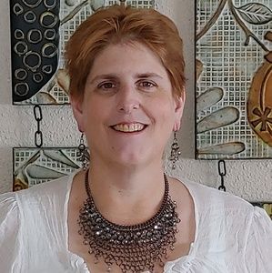 Meet your Posher, Meredith